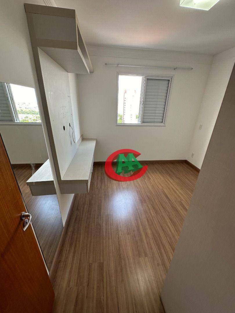 Apartamento para alugar com 3 quartos, 120m² - Foto 6