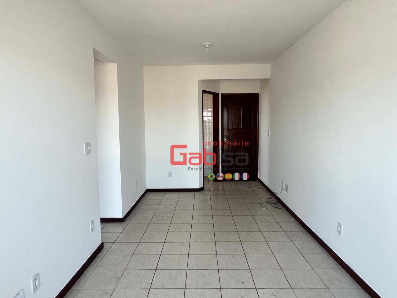 Apartamento para alugar com 2 quartos, 75m² - Foto 6