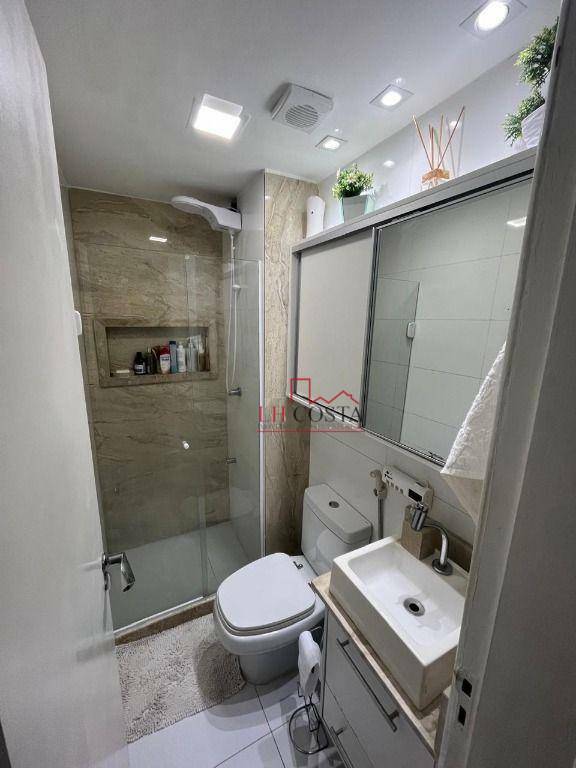 Apartamento à venda com 2 quartos, 65m² - Foto 8