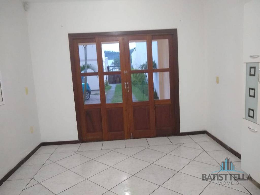 Casa à venda com 7 quartos, 175m² - Foto 20