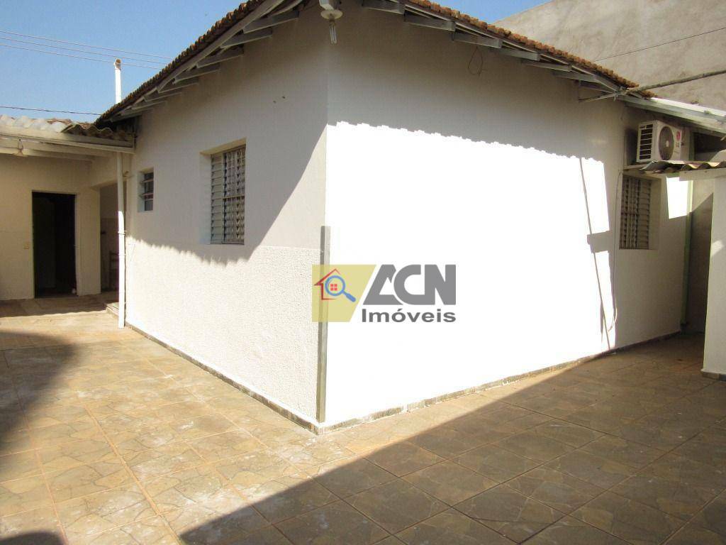 Casa para alugar com 4 quartos, 182m² - Foto 19