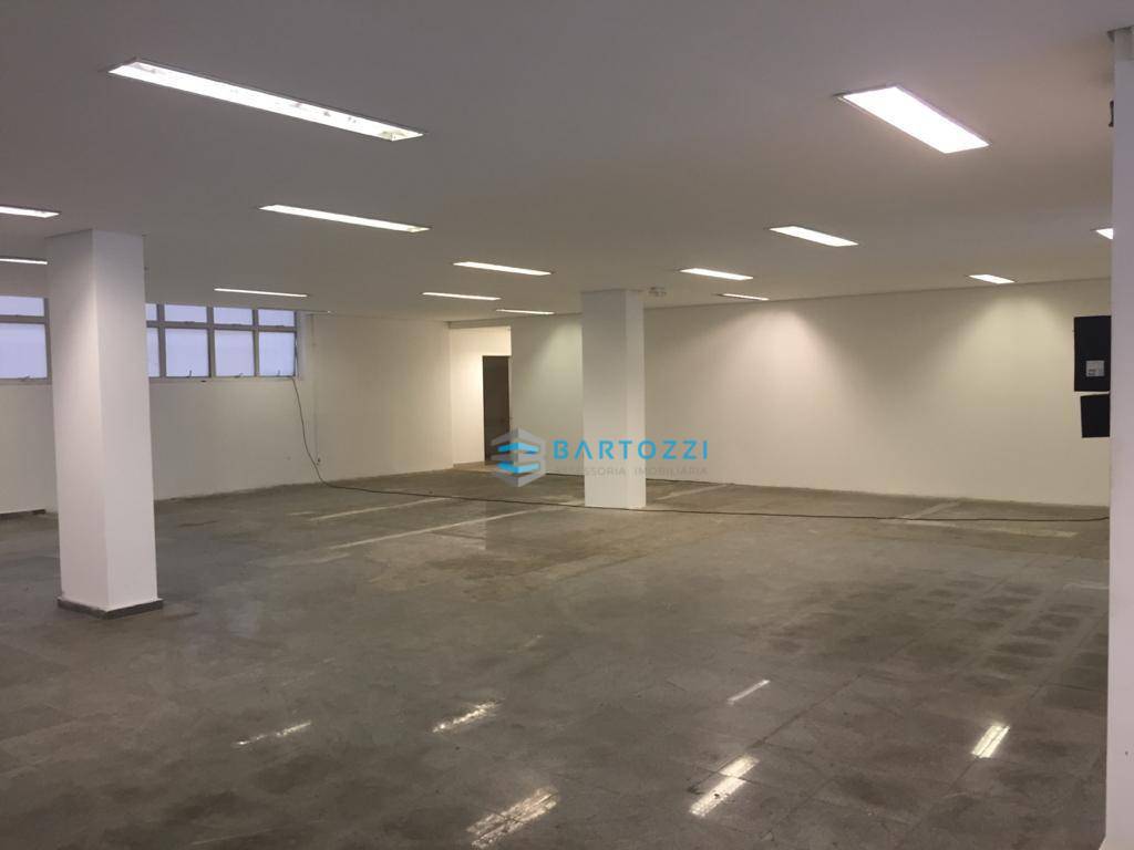 Prédio Inteiro para alugar, 1472m² - Foto 1