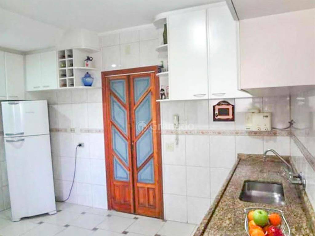 Apartamento à venda com 3 quartos, 94m² - Foto 8