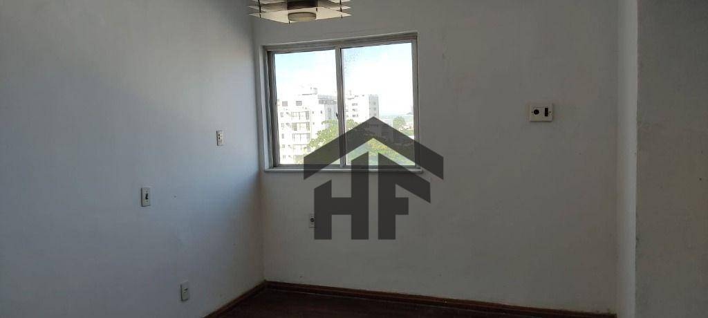 Apartamento à venda com 4 quartos, 210m² - Foto 19