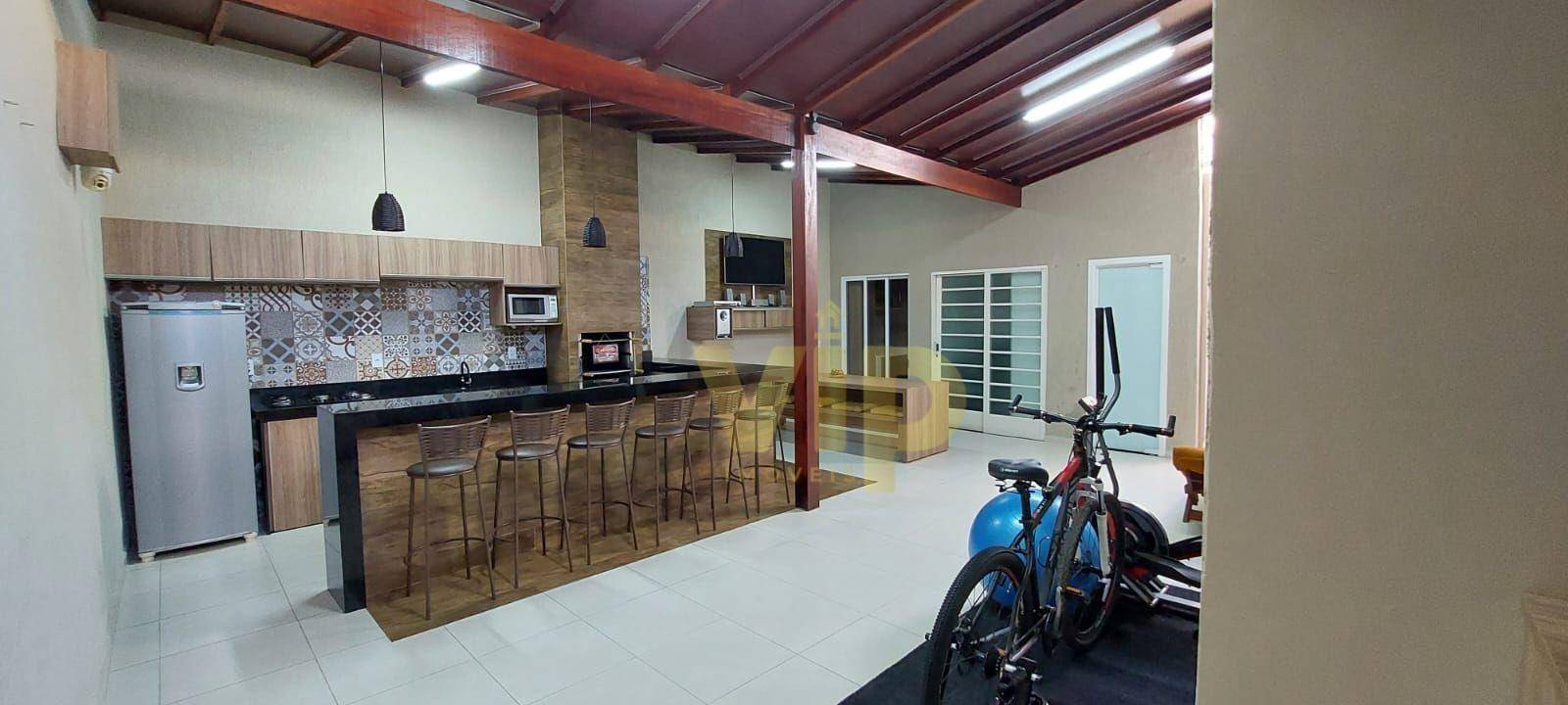 Casa à venda com 2 quartos, 180m² - Foto 8