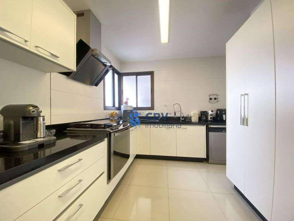 Apartamento à venda com 3 quartos, 173m² - Foto 12