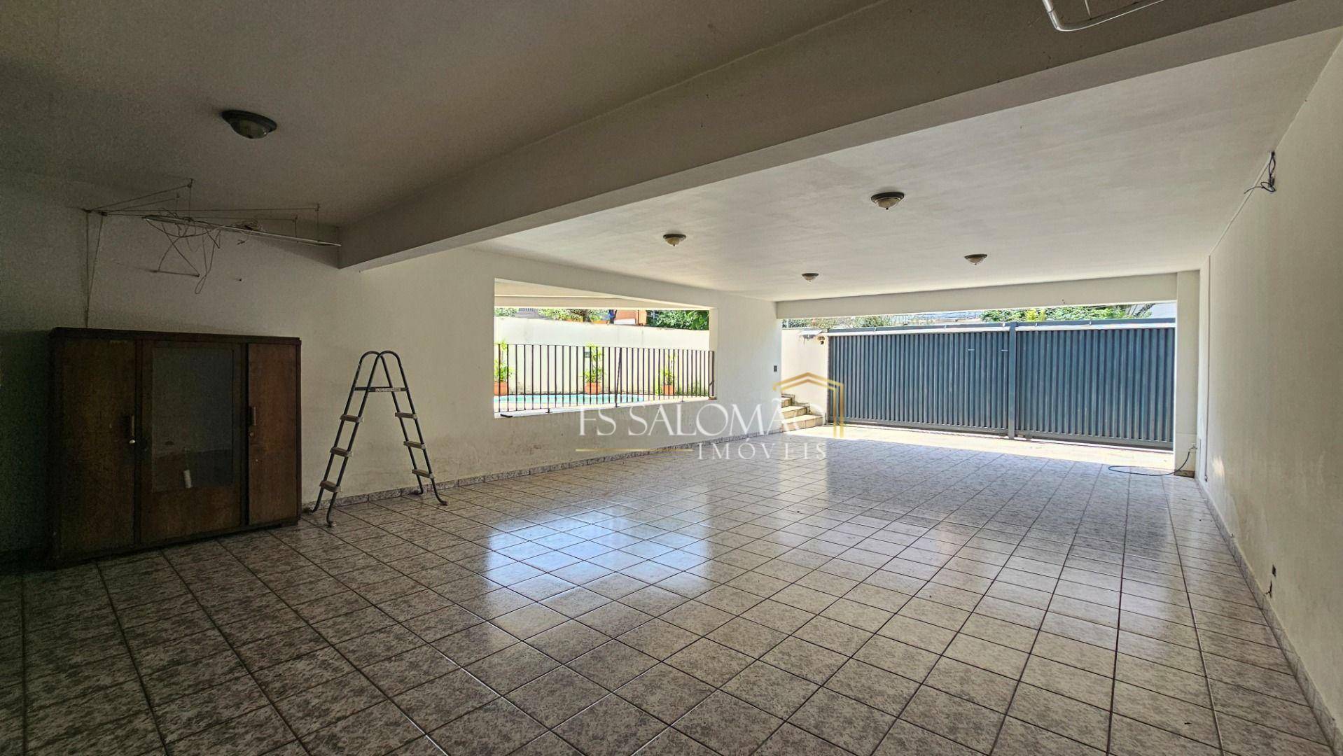 Sobrado para alugar com 4 quartos, 300m² - Foto 2