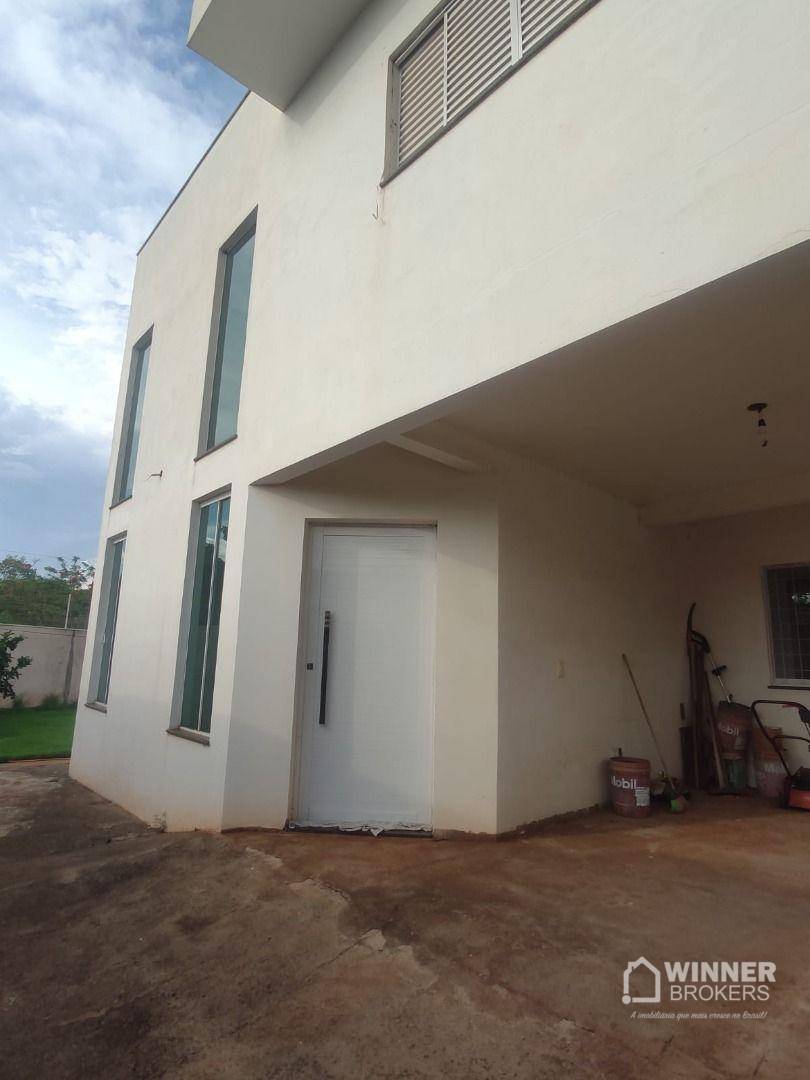 Sobrado à venda com 2 quartos, 150m² - Foto 3