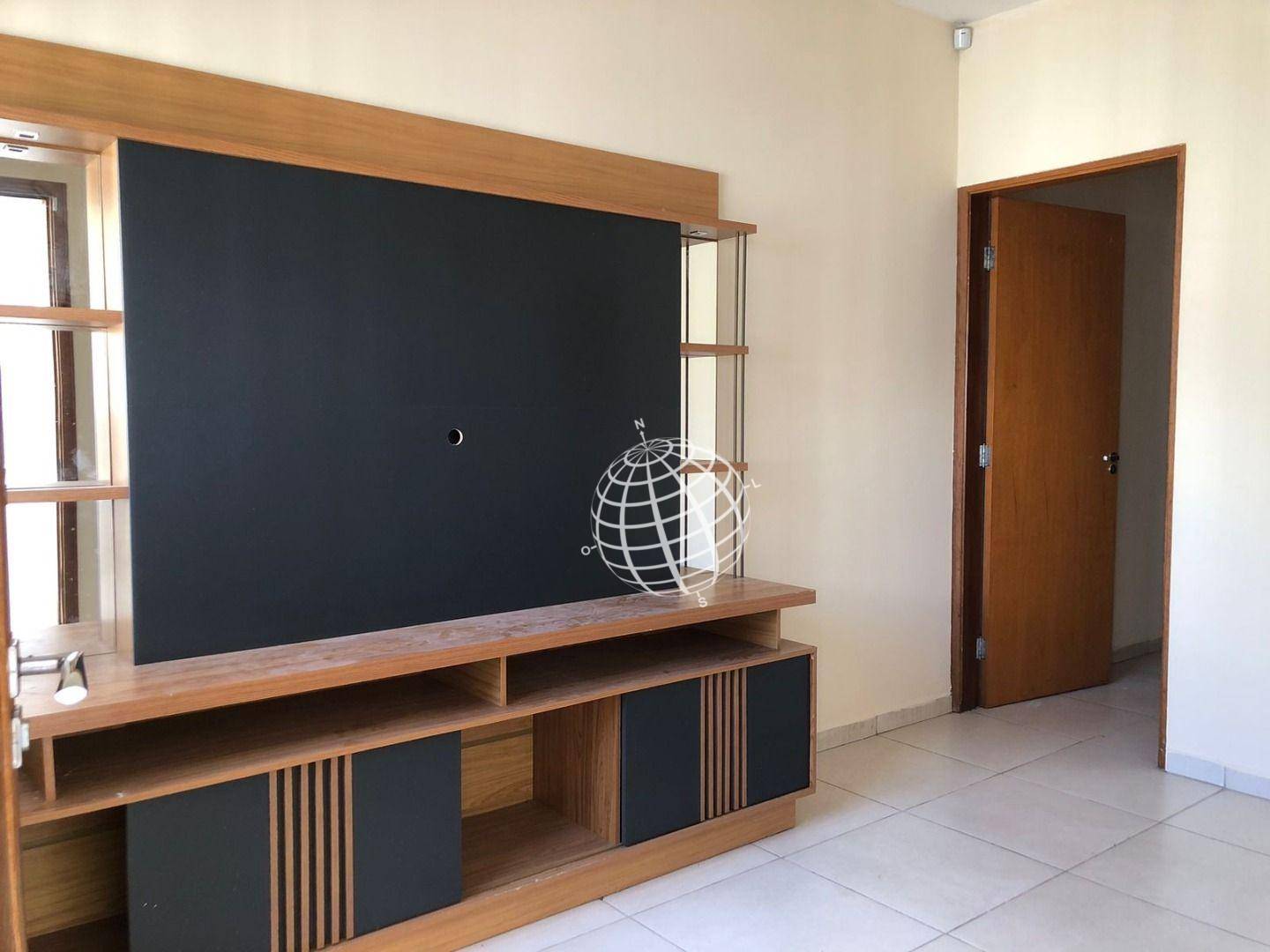 Casa à venda com 2 quartos, 54m² - Foto 4