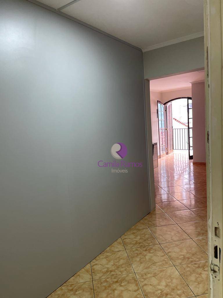 Sobrado à venda com 3 quartos, 240m² - Foto 33