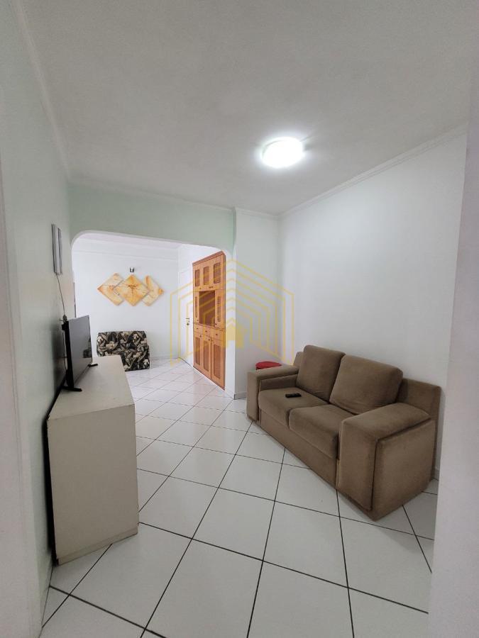 Apartamento à venda com 2 quartos, 70m² - Foto 12