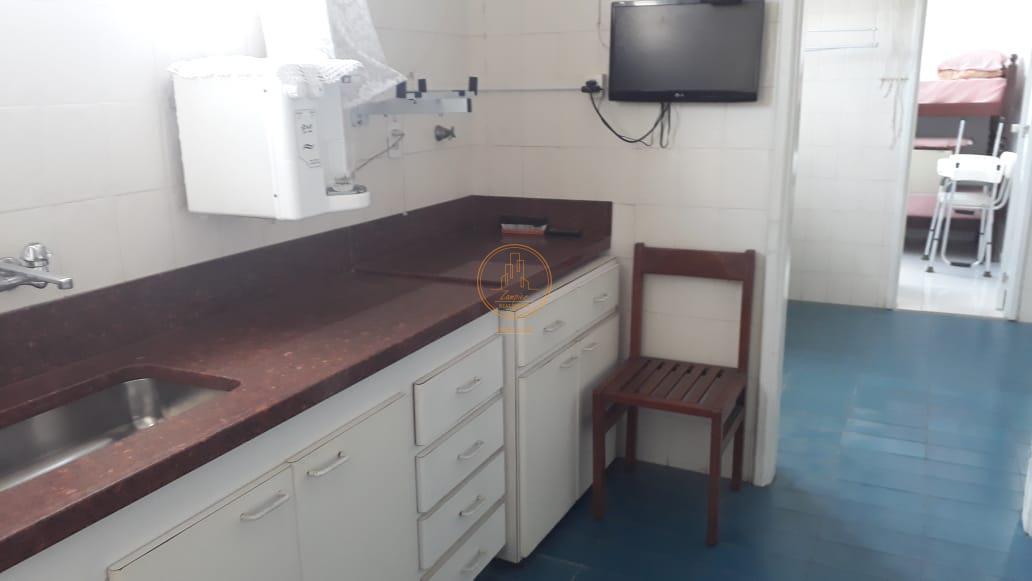 Apartamento à venda com 4 quartos, 300m² - Foto 32