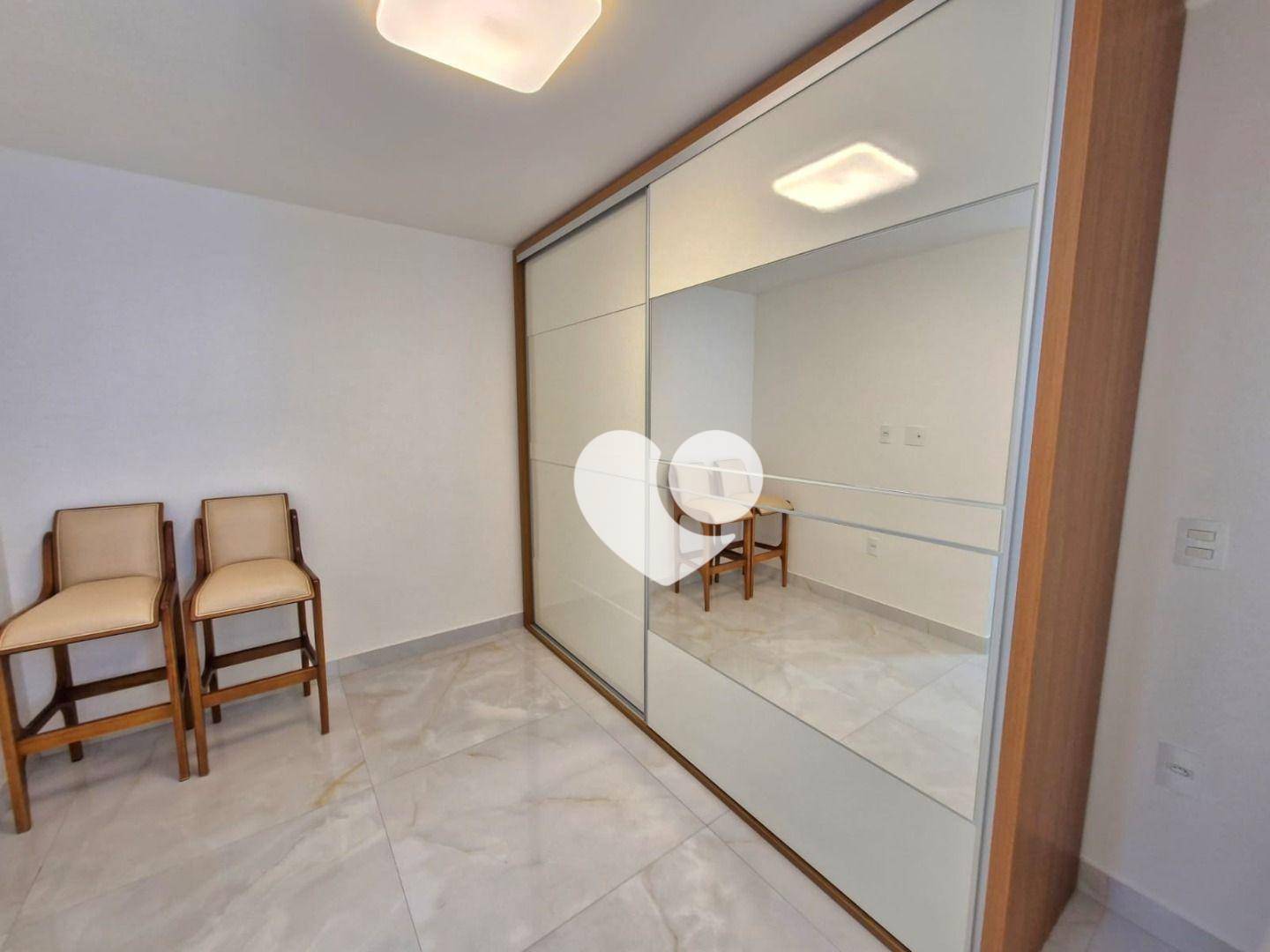 Apartamento à venda com 3 quartos, 99m² - Foto 12