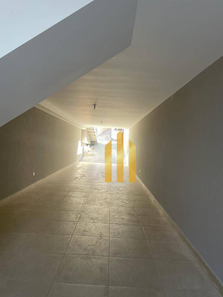 Sobrado à venda com 3 quartos, 230m² - Foto 4