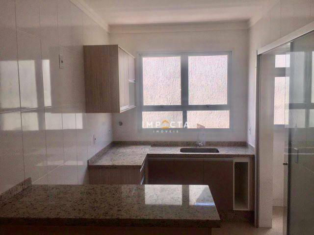 Apartamento à venda com 2 quartos, 78m² - Foto 2