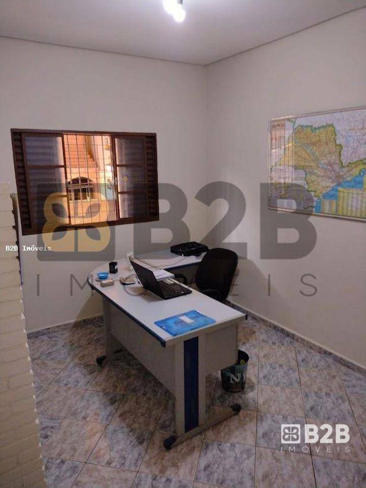 Casa à venda com 3 quartos, 156m² - Foto 15
