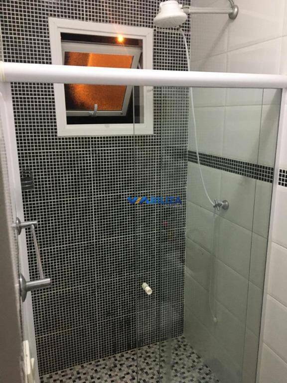 Sobrado à venda com 3 quartos, 200m² - Foto 12