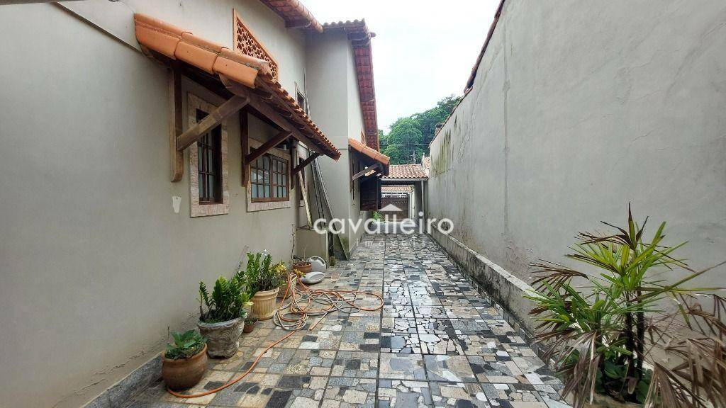 Casa à venda com 3 quartos, 280m² - Foto 26