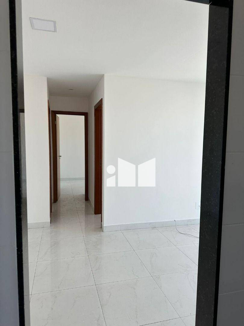 Apartamento à venda com 2 quartos, 65m² - Foto 7