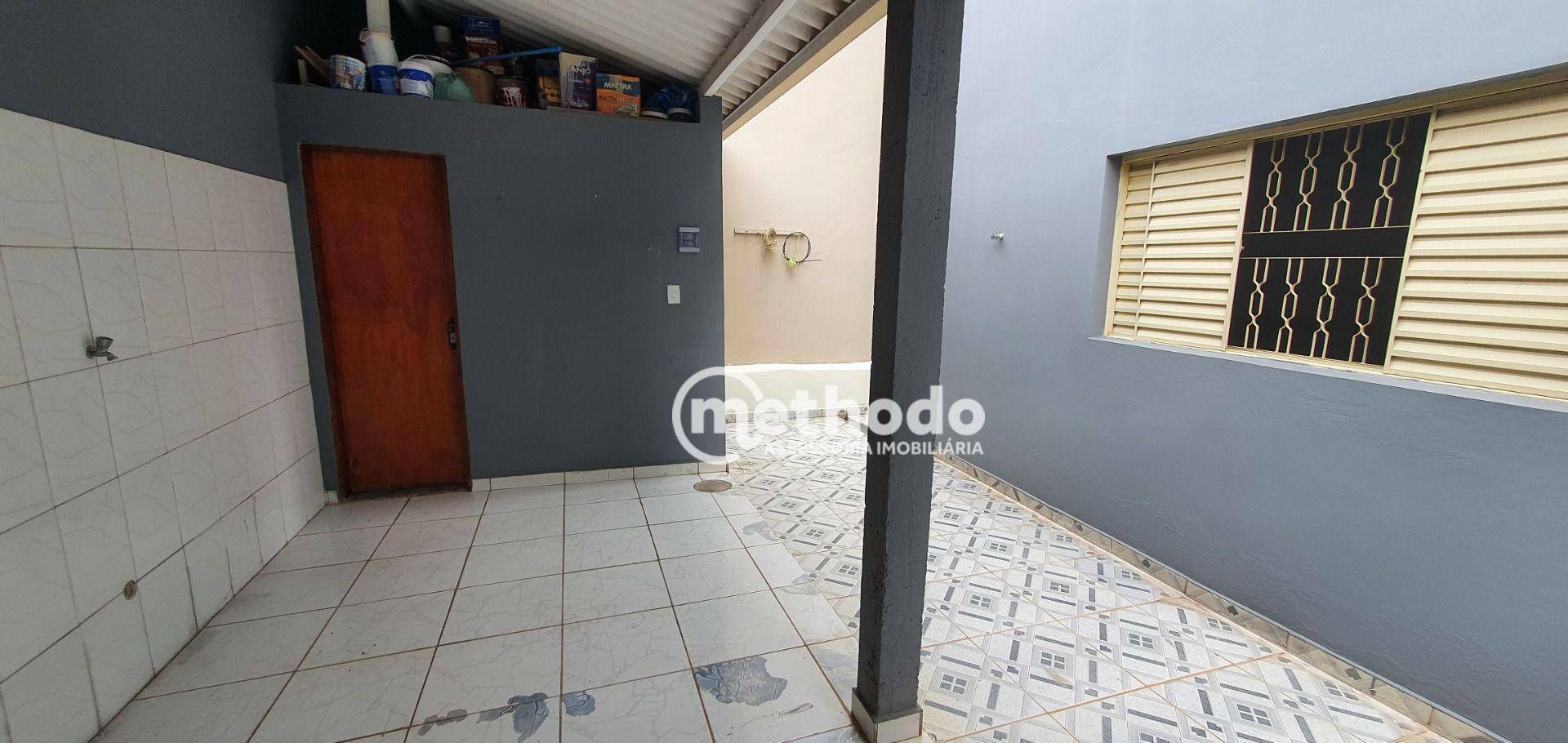 Casa à venda com 6 quartos, 220m² - Foto 27