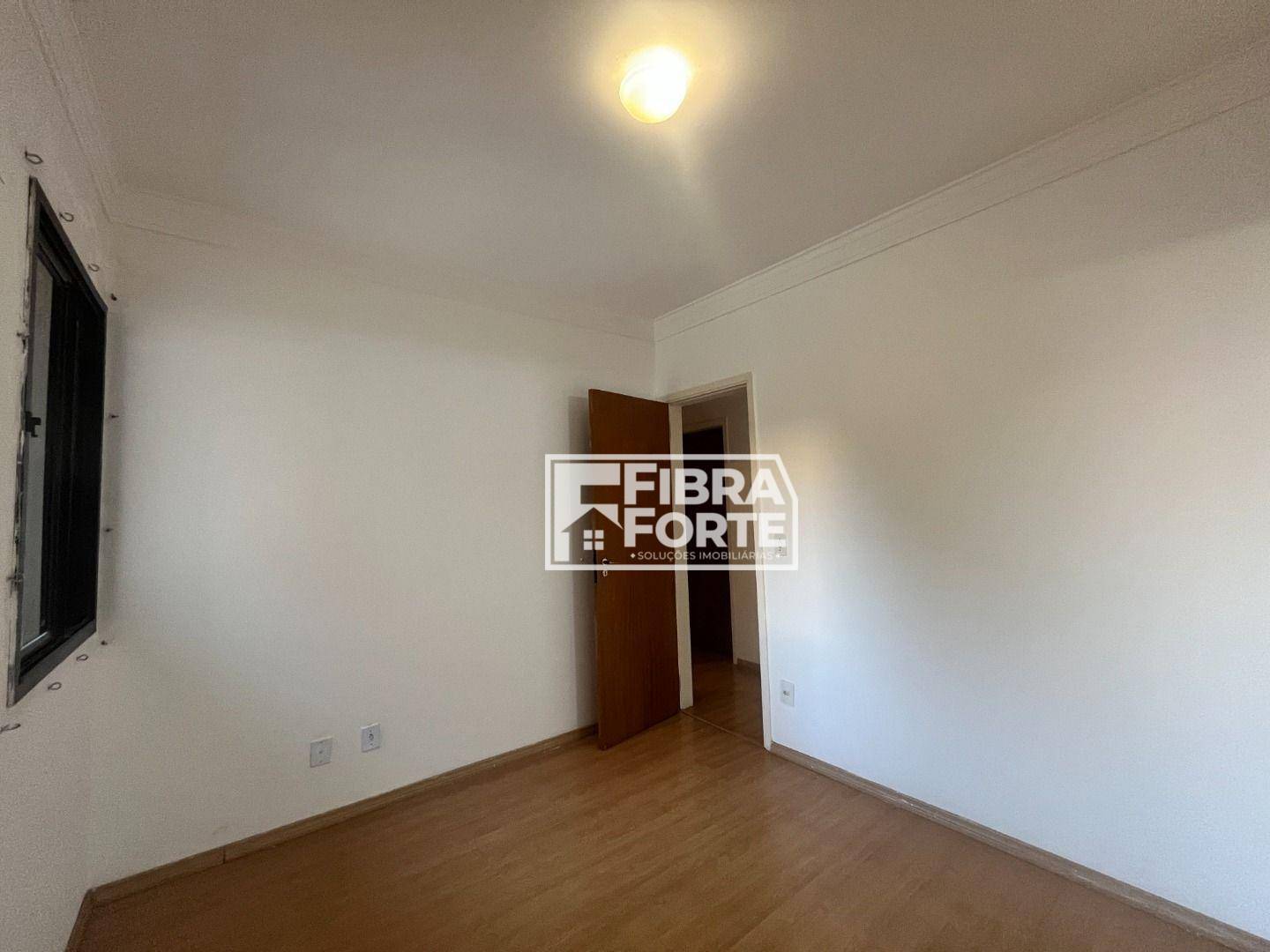 Apartamento para alugar com 3 quartos, 90m² - Foto 20