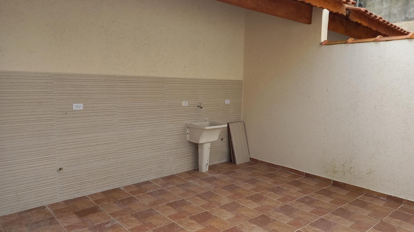 Casa à venda com 2 quartos, 140m² - Foto 6