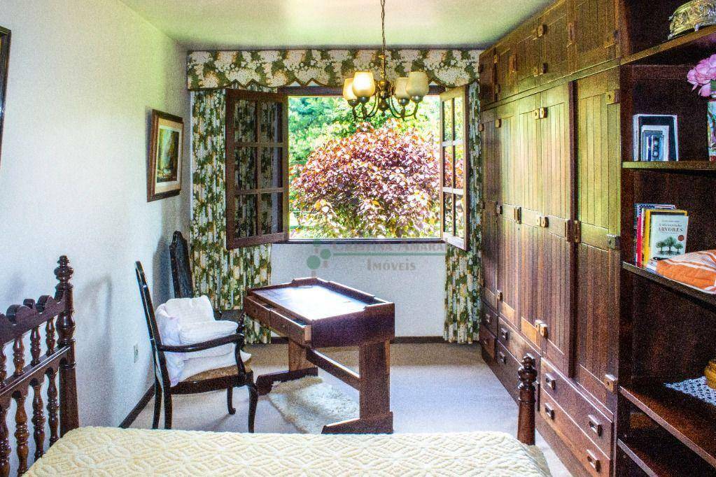 Casa de Condomínio à venda com 5 quartos, 273m² - Foto 21