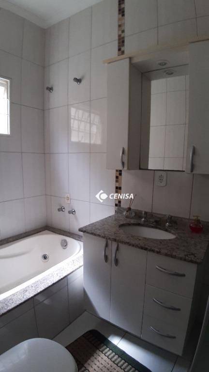 Casa à venda com 3 quartos, 190m² - Foto 14