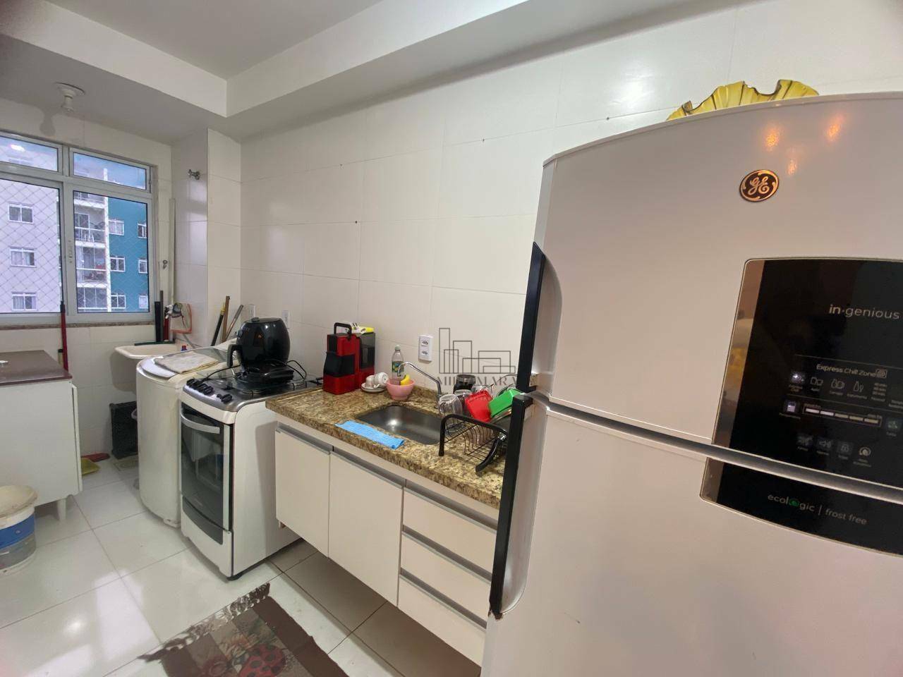 Apartamento à venda com 2 quartos, 56m² - Foto 3