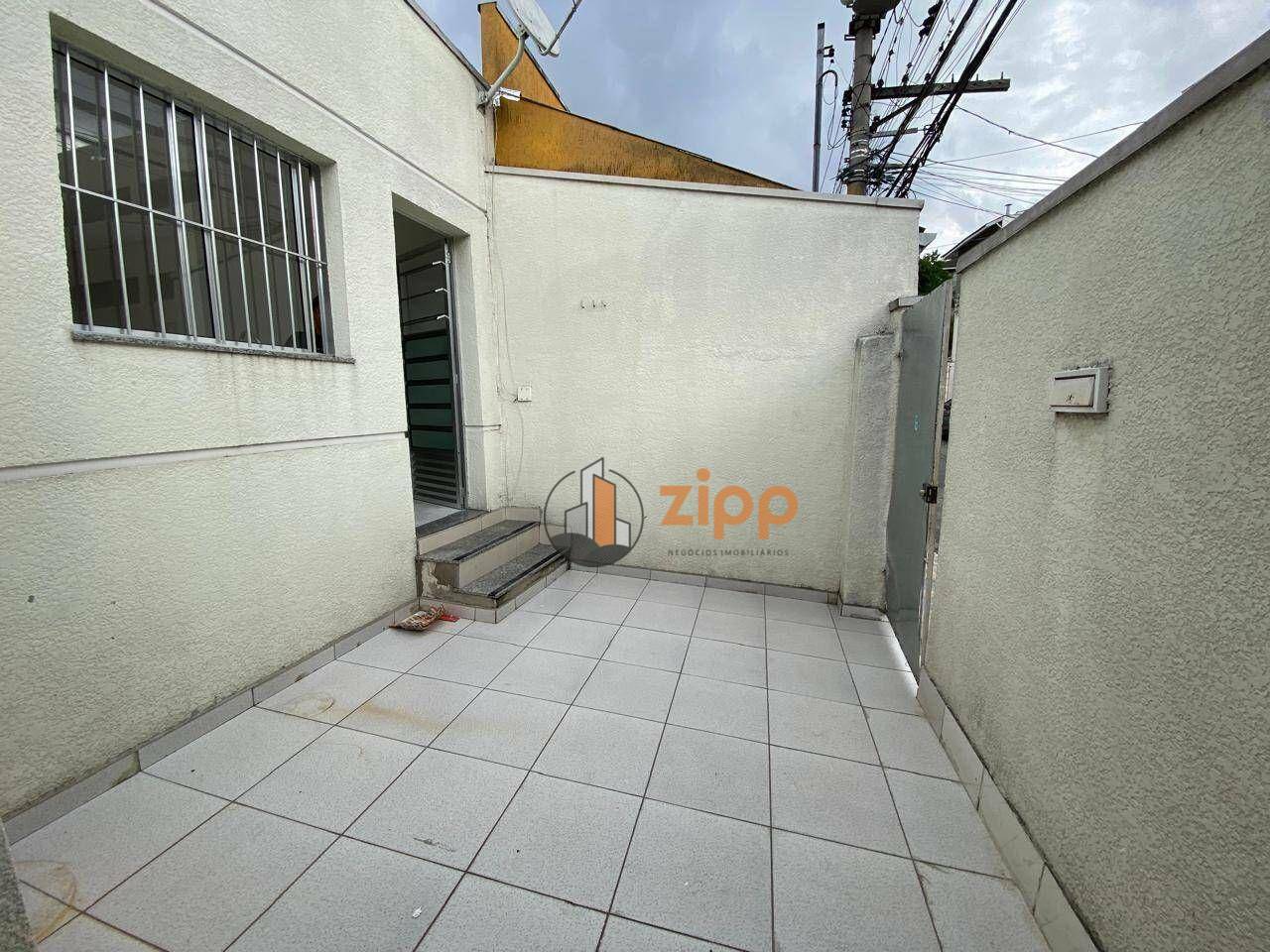 Casa para alugar com 2 quartos, 40m² - Foto 10