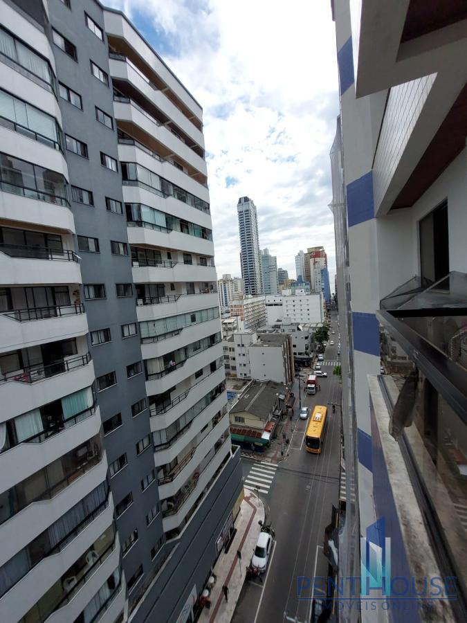 Apartamento à venda com 4 quartos, 135m² - Foto 16