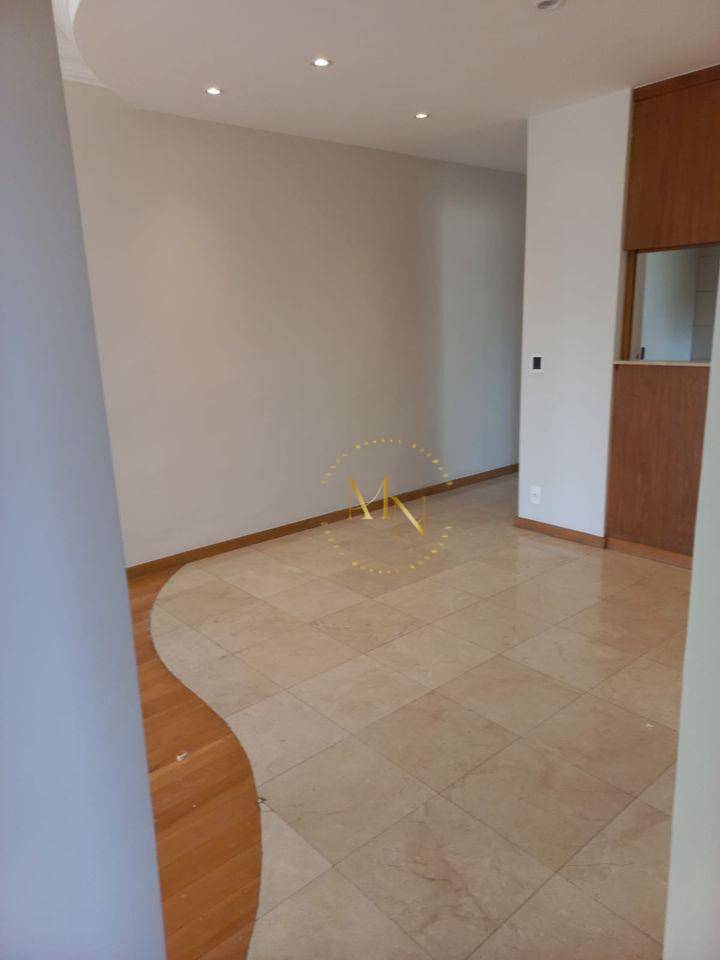 Apartamento à venda com 2 quartos, 70m² - Foto 3