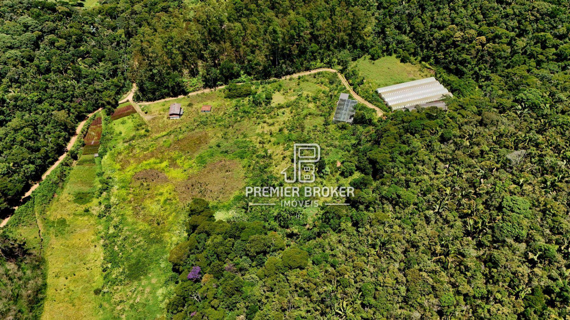 Sítio à venda com 5 quartos, 2500m² - Foto 22