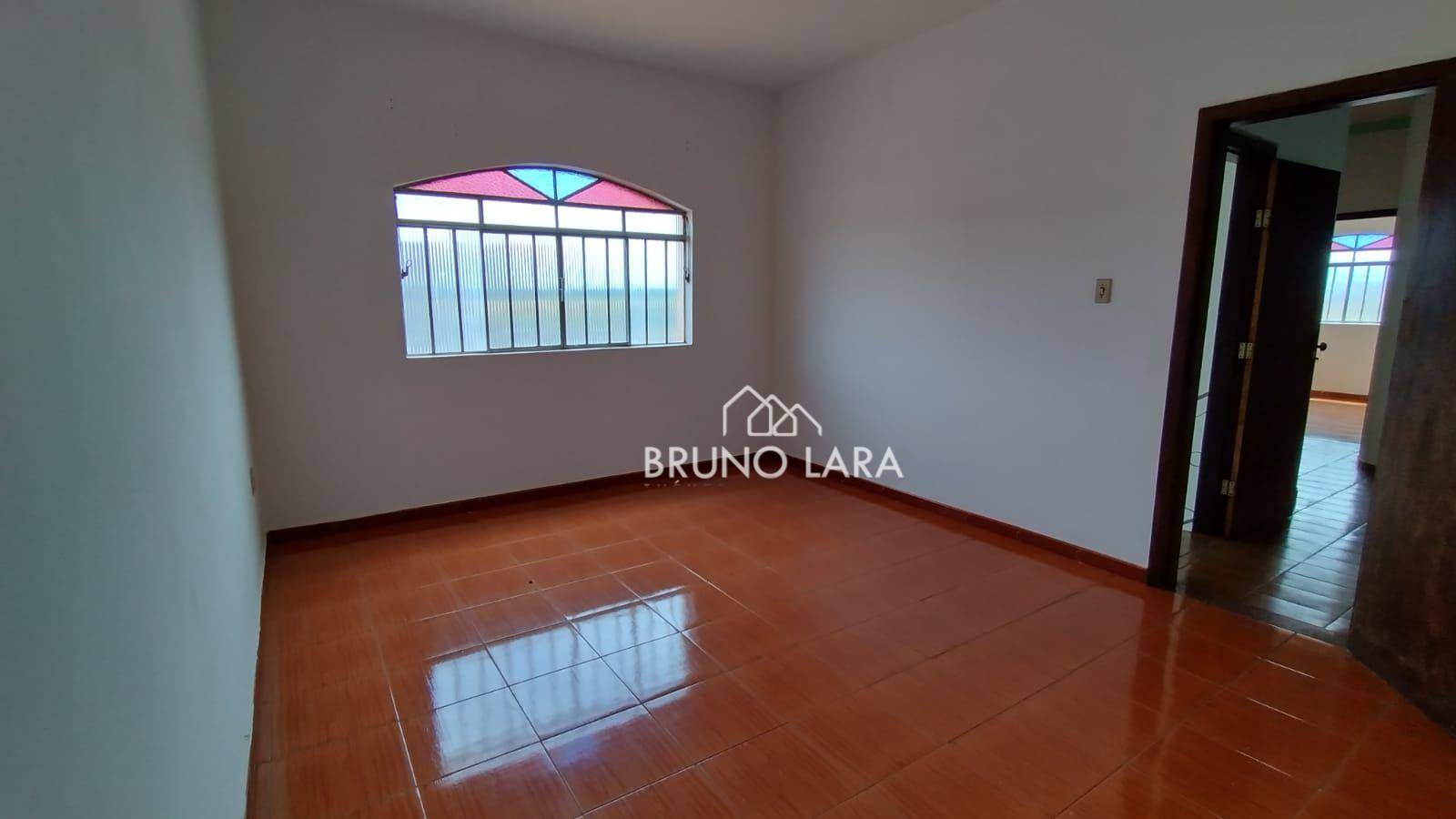 Casa à venda com 4 quartos, 250m² - Foto 16