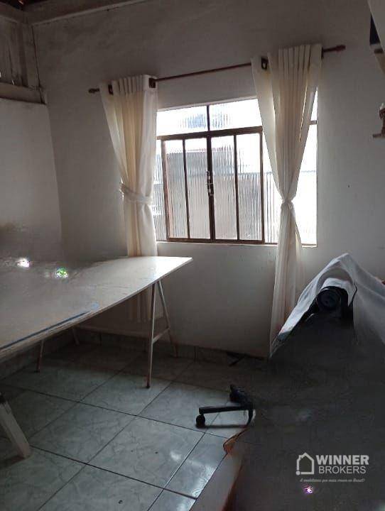 Casa à venda com 3 quartos, 300m² - Foto 15