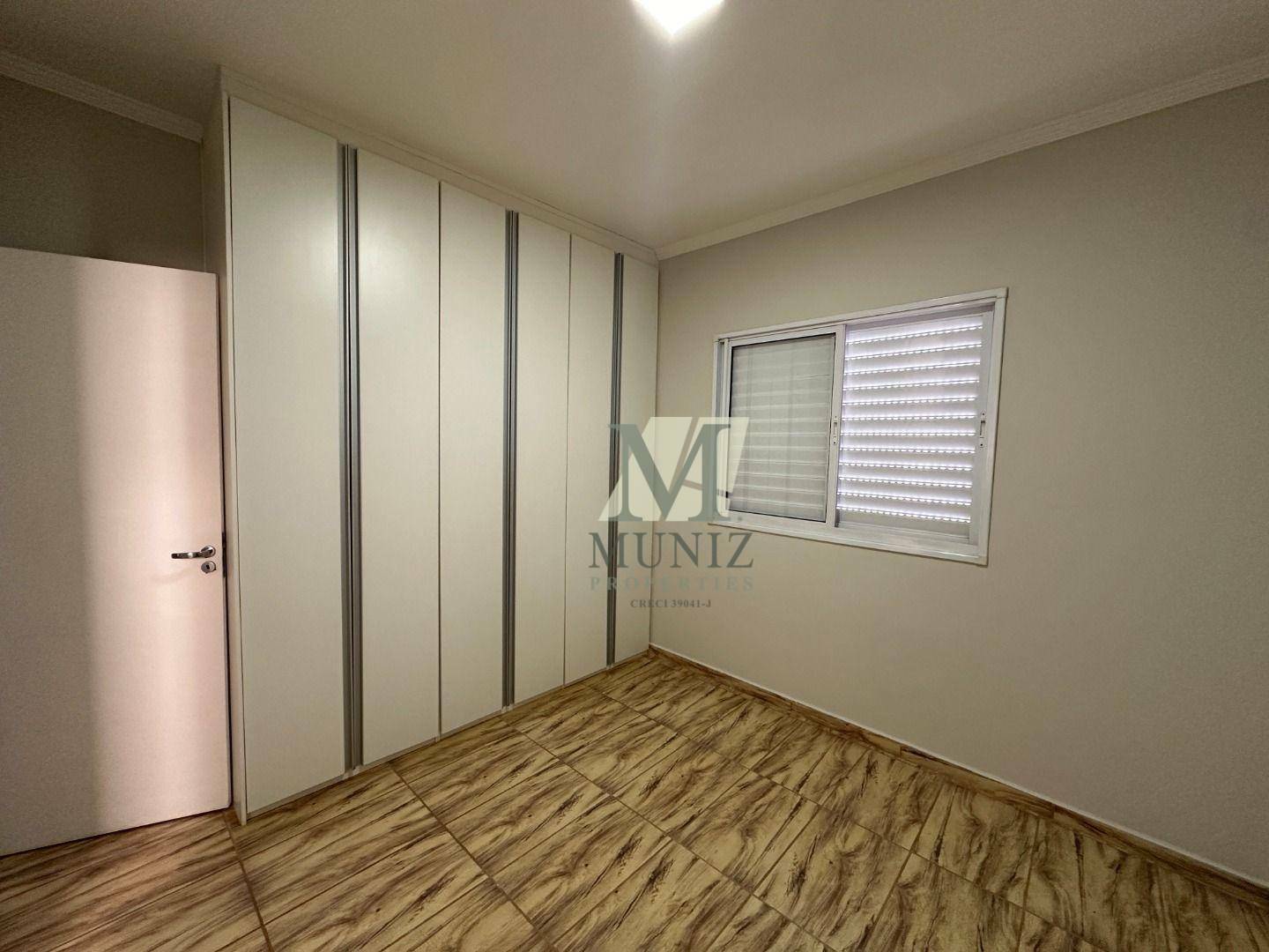 Casa de Condomínio à venda com 3 quartos, 227m² - Foto 13