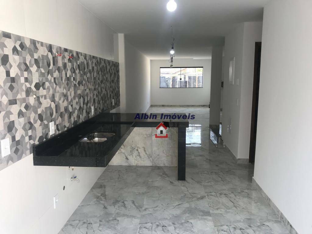 Casa à venda com 4 quartos, 130m² - Foto 10