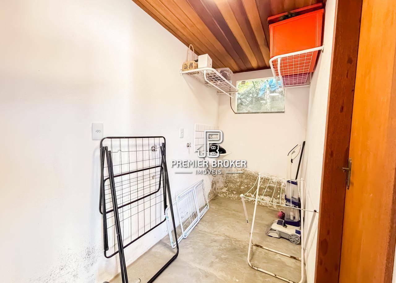 Casa de Condomínio à venda com 5 quartos, 210m² - Foto 44