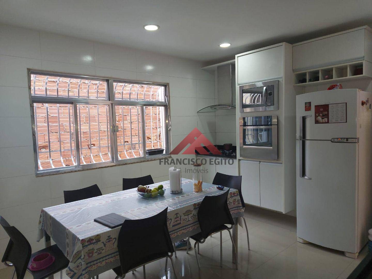 Casa à venda com 2 quartos, 242m² - Foto 18