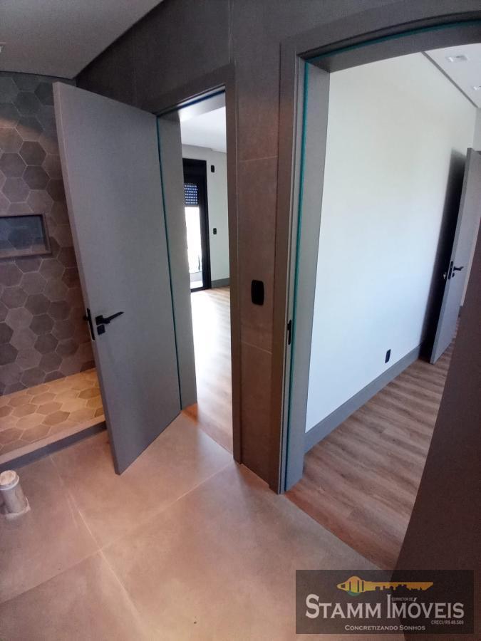 Casa à venda com 3 quartos, 300m² - Foto 32