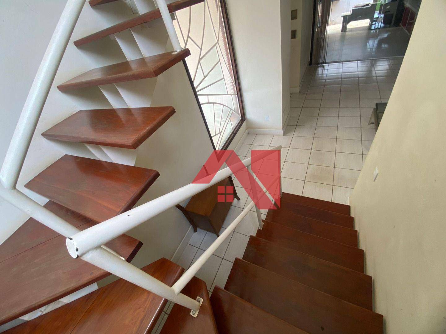 Sobrado à venda com 3 quartos, 200m² - Foto 19