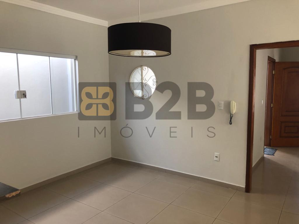 Casa à venda com 4 quartos, 140m² - Foto 3