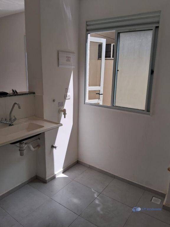 Apartamento para alugar com 2 quartos, 39m² - Foto 16