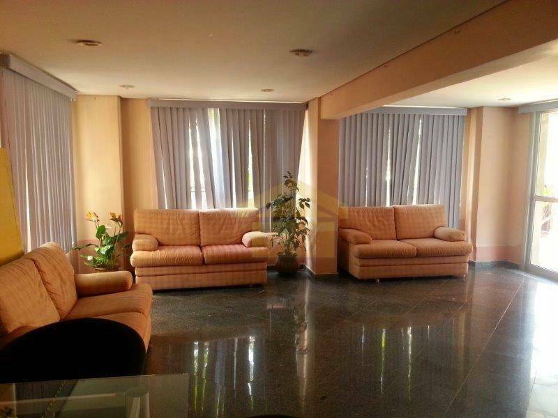 Apartamento à venda com 2 quartos, 65m² - Foto 23