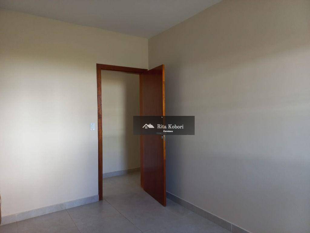 Casa de Condomínio à venda com 3 quartos, 250m² - Foto 17