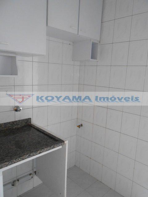 Apartamento à venda com 2 quartos, 60m² - Foto 13