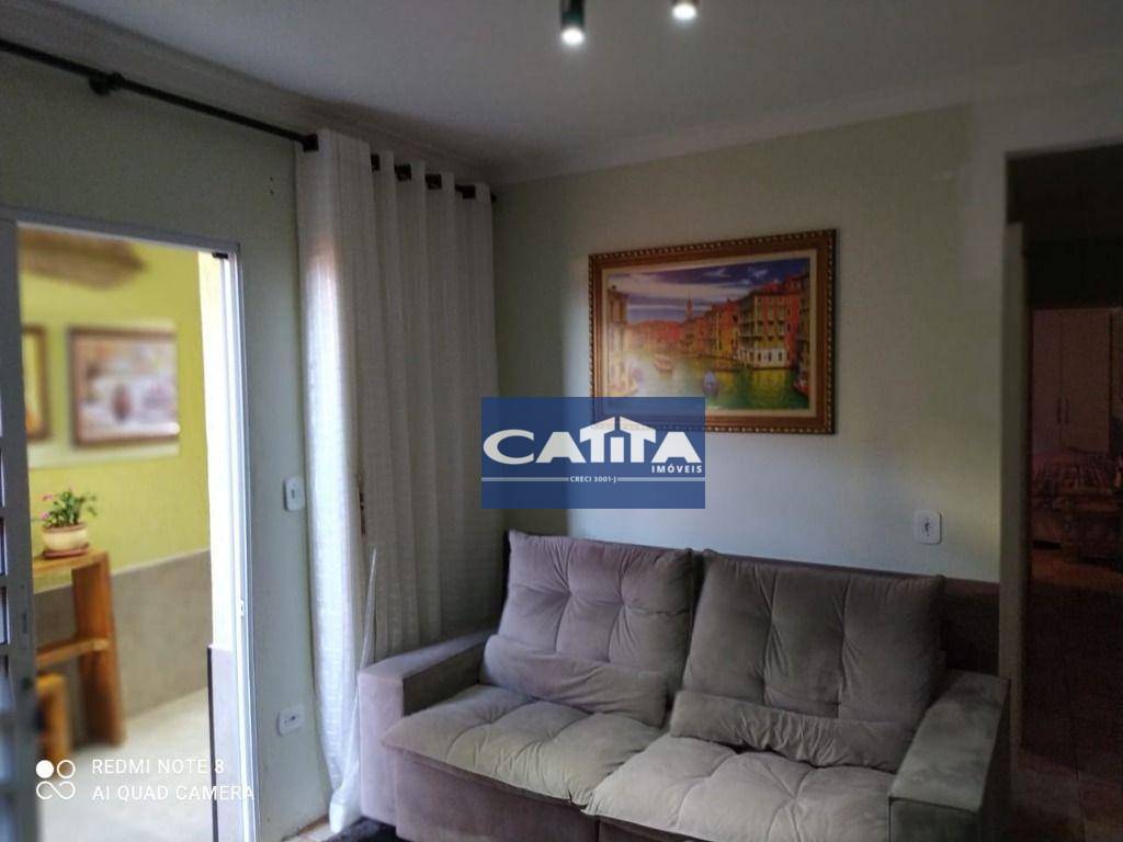 Casa à venda com 2 quartos, 72m² - Foto 3