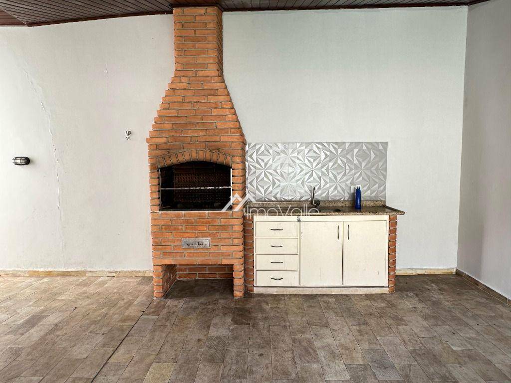 Casa de Condomínio para alugar com 4 quartos, 380m² - Foto 7