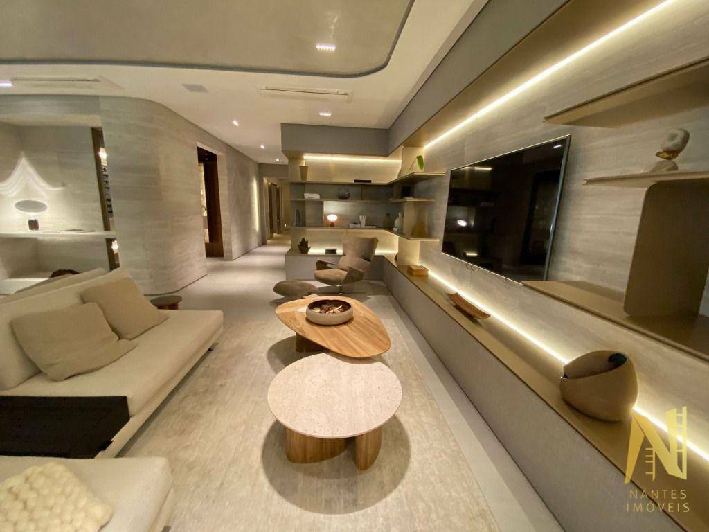Apartamento à venda com 4 quartos, 346m² - Foto 2