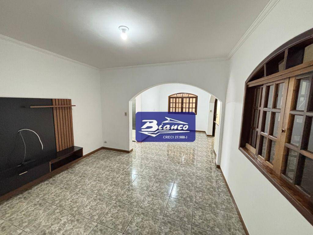 Casa para alugar com 2 quartos, 174m² - Foto 7